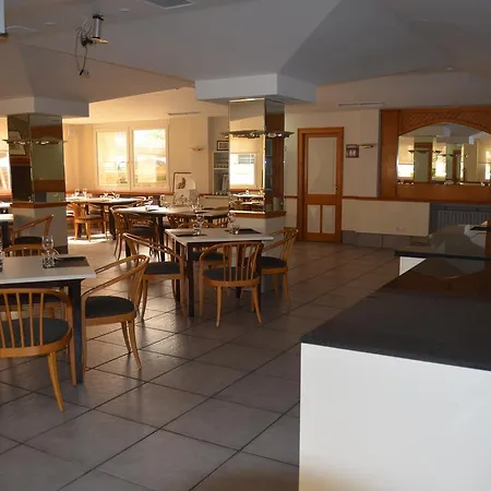 Brujas De Irues فندق