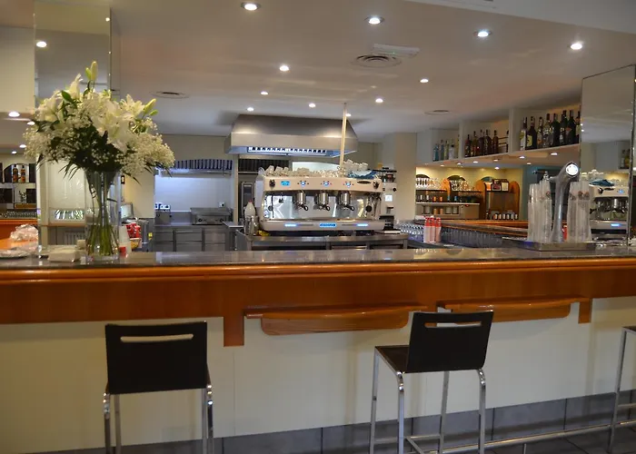 Hotell Brujas De Irues 3*