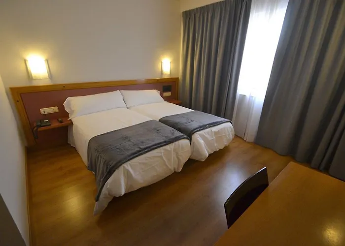 Hotell Brujas De Irues